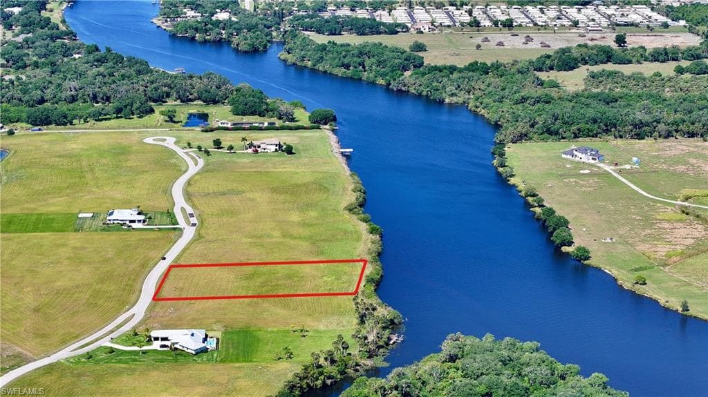 22809 Yellow Button LN ALVA, FL 33920