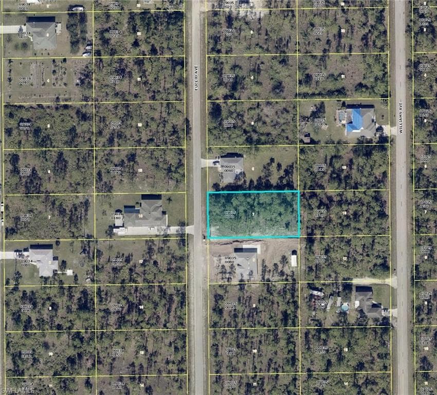 1010 Euclid AVE LEHIGH ACRES, FL 33972