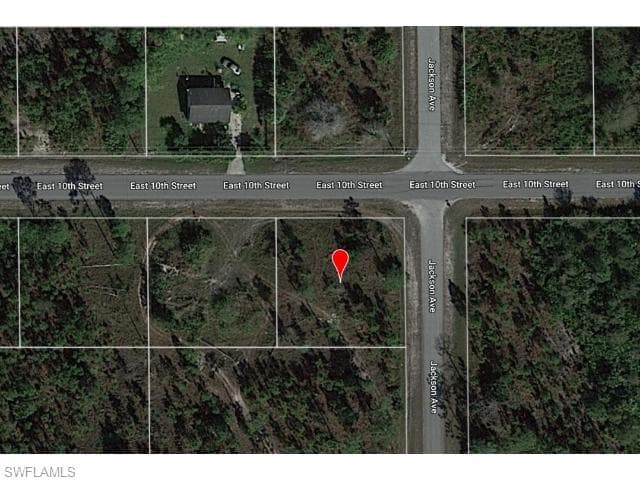 2806 10th ST LEHIGH ACRES, FL 33972