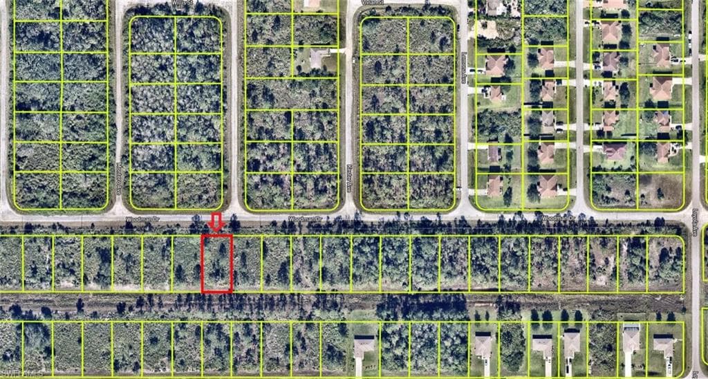 475 Woodman DR LEHIGH ACRES, FL 33972