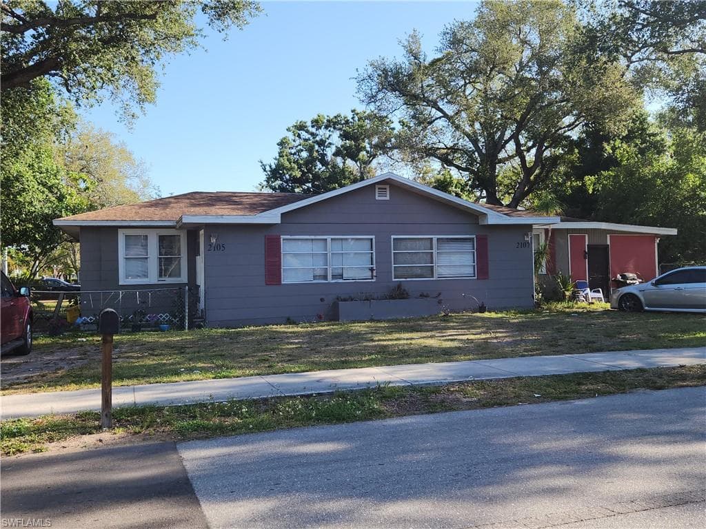 2105-2107 Franklin ST FORT MYERS, FL 33901