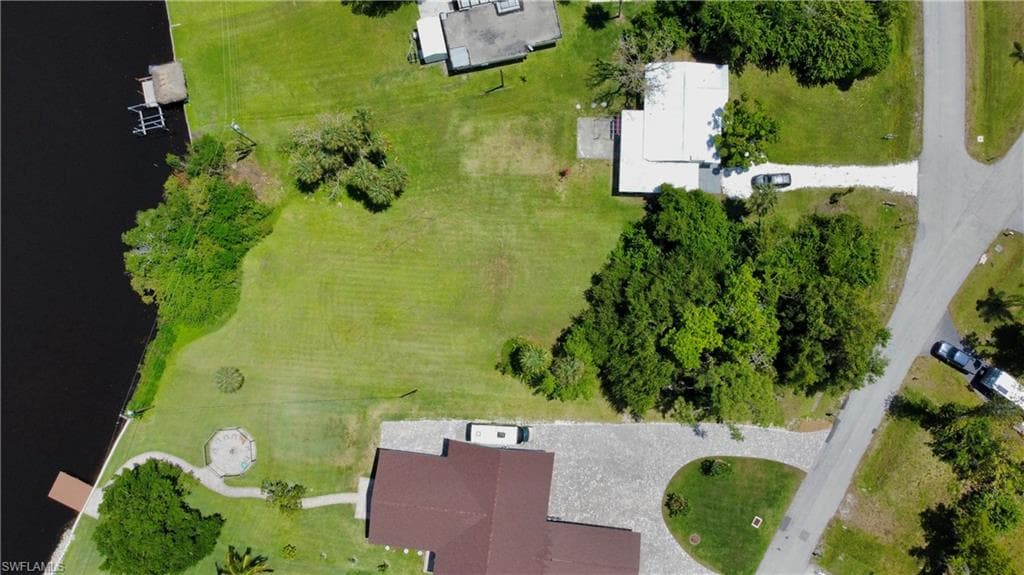 1302 Wendell AVE NORTH FORT MYERS, FL 33903