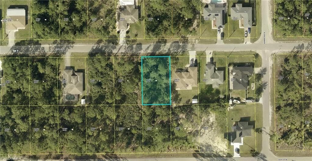 2807 19th ST W LEHIGH ACRES, FL 33971