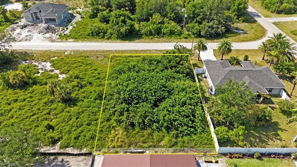 435 Poplar ST LEHIGH ACRES, FL 33974