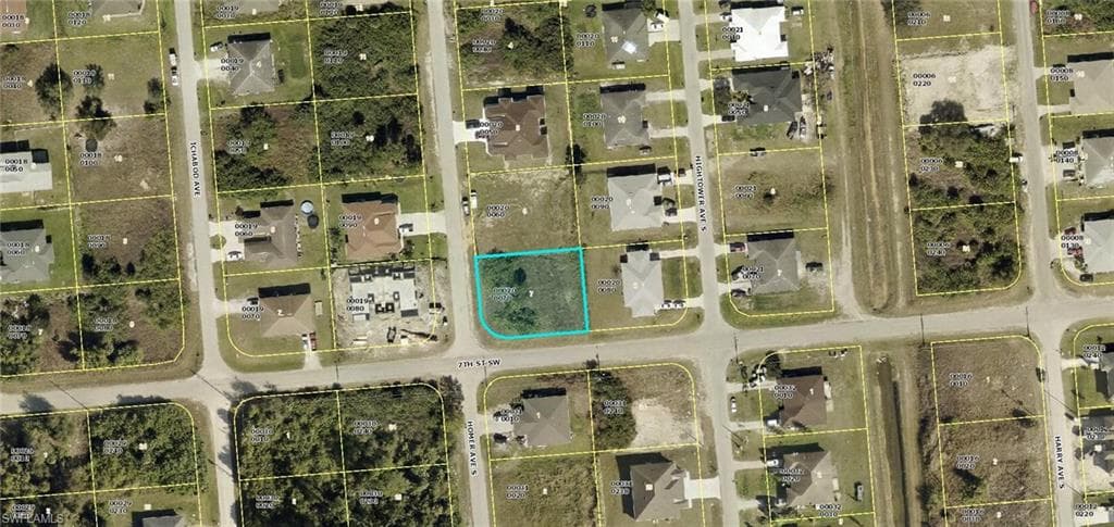 325-327 Homer AVE S LEHIGH ACRES, FL 33973
