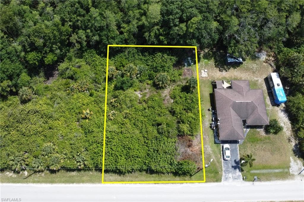 3317 38th ST W LEHIGH ACRES, FL 33971
