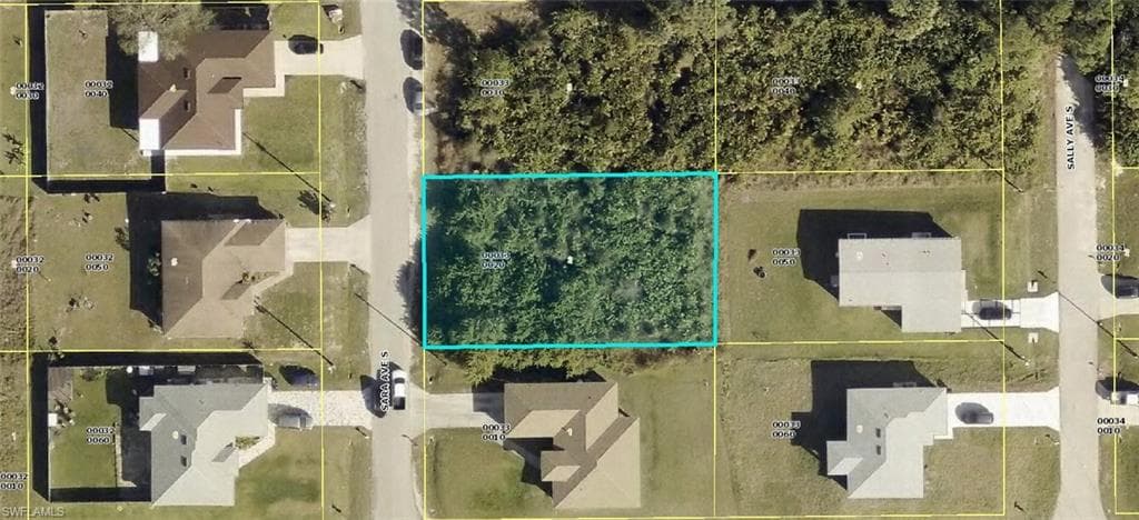 3103 Sara AVE S LEHIGH ACRES, FL 33976