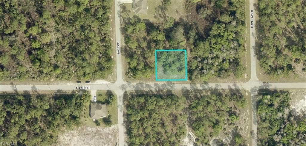 903 E 17th ST LEHIGH ACRES, FL 33972