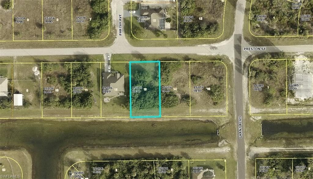 154 Preston ST LEHIGH ACRES, FL 33974