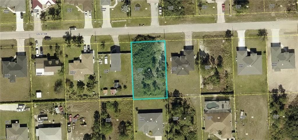 3813 5th ST SW LEHIGH ACRES, FL 33976