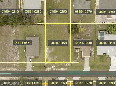 1909 SW 3rd TER CAPE CORAL, FL 33991