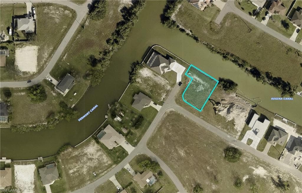 523 NE 5th AVE CAPE CORAL, FL 33909