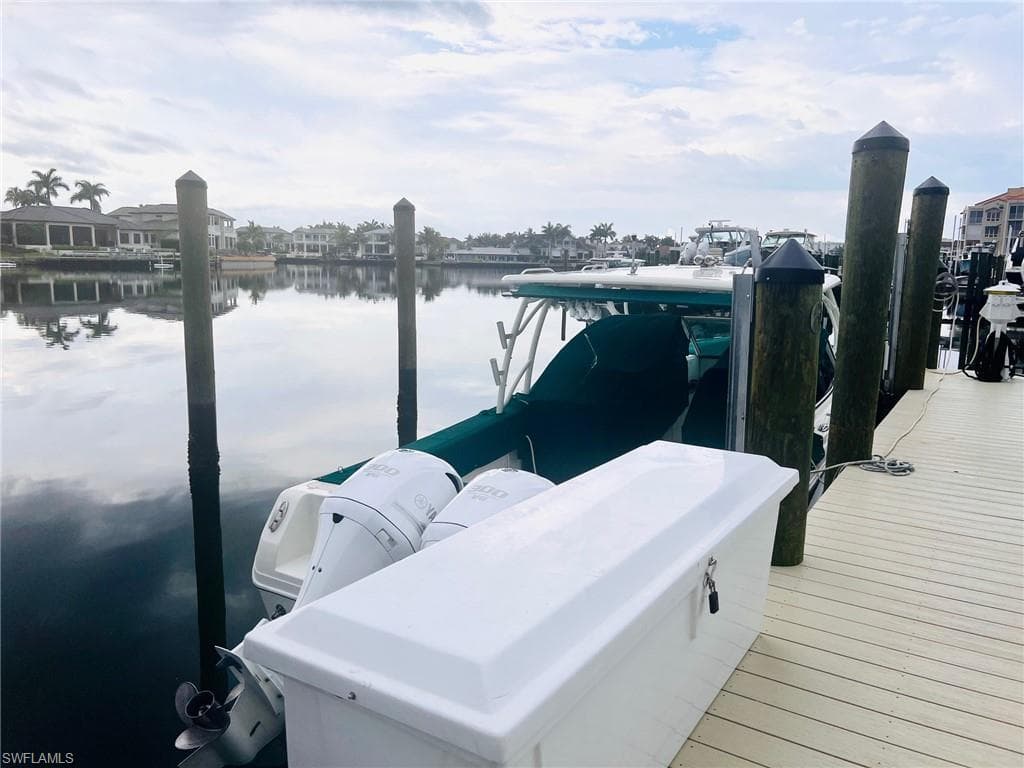 4680 Gulf Shore BLVD N NAPLES, FL 34103