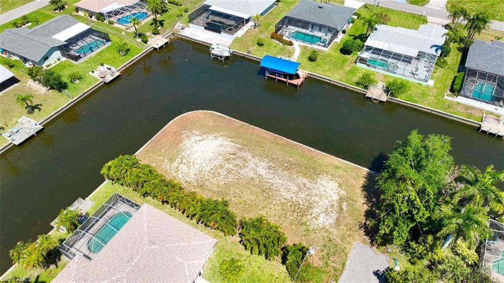 1400 SE 11th PL CAPE CORAL, FL 33990