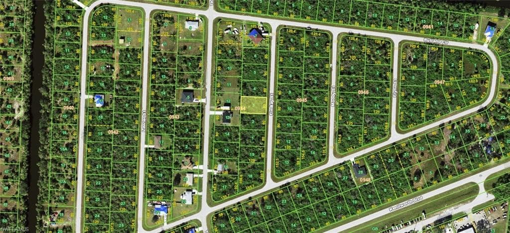 343 Findlay ST PORT CHARLOTTE, FL 33954