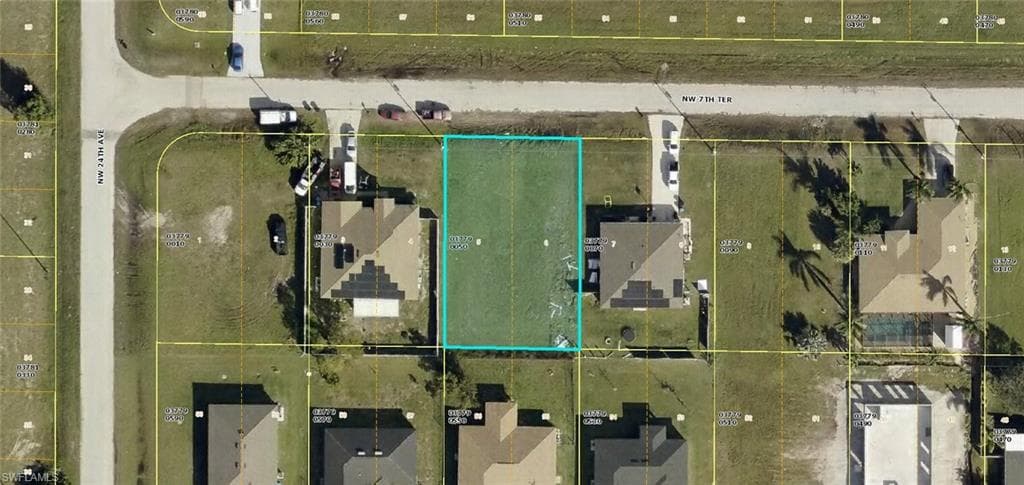 2304 NW 7th TER CAPE CORAL, FL 33993
