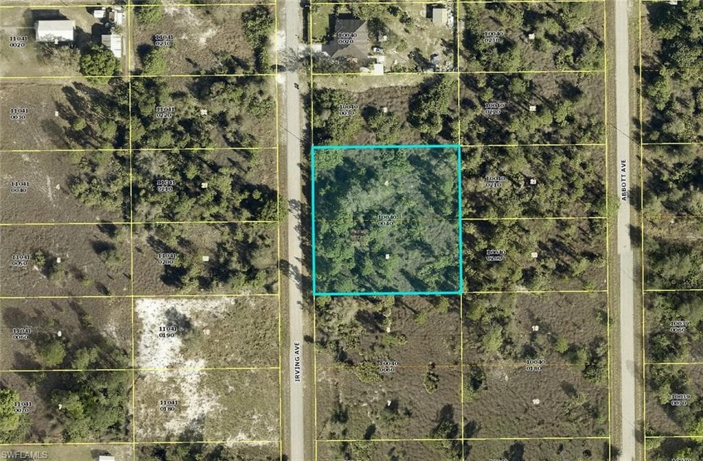 1916 Irving AVE LEHIGH ACRES, FL 33972
