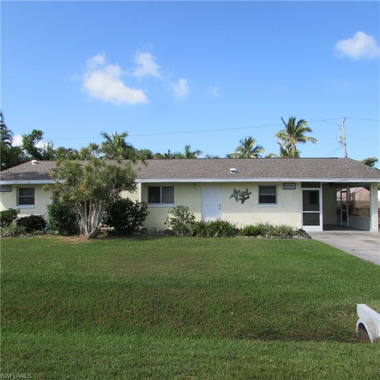 5539-5541 Avenue D BOKEELIA, FL 33922