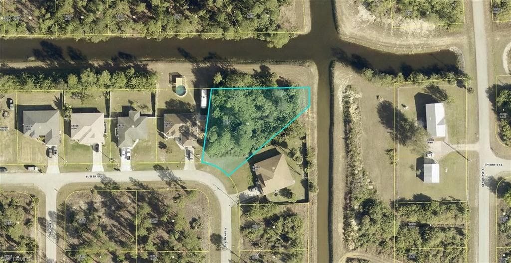 1071 Butler ST E LEHIGH ACRES, FL 33974