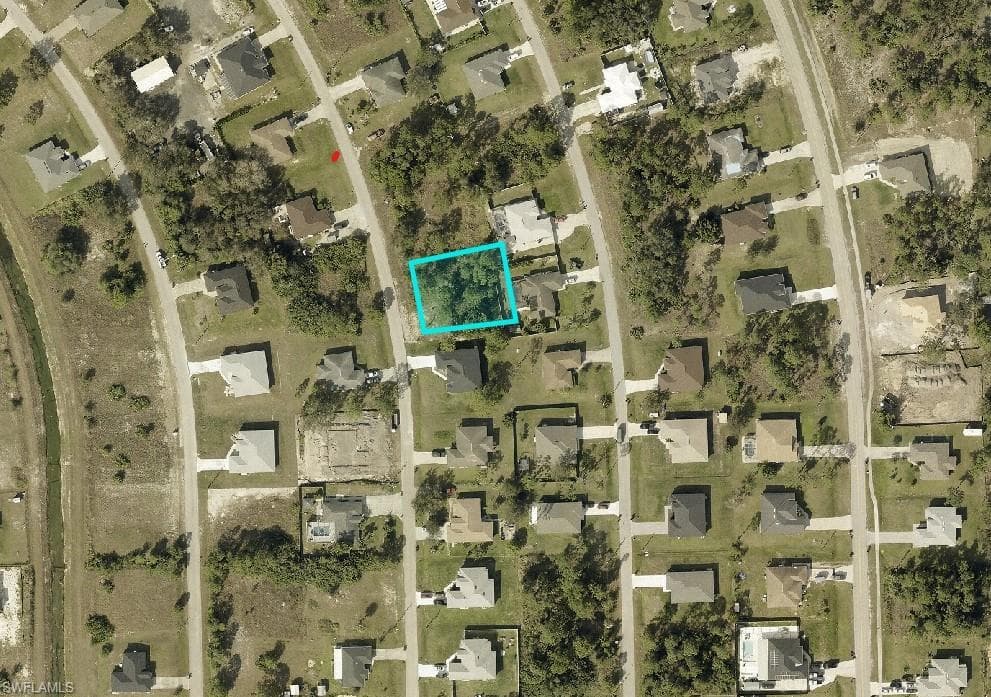 1914 Wanda AVE N LEHIGH ACRES, FL 33971