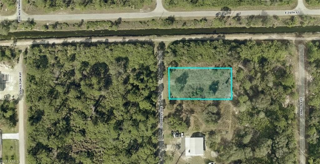 1920 Columbus AVE LEHIGH ACRES, FL 33972