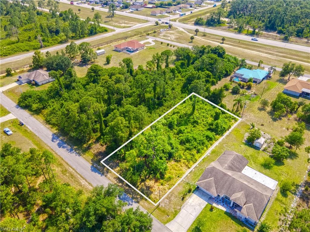 1207 Robert AVE LEHIGH ACRES, FL 33972