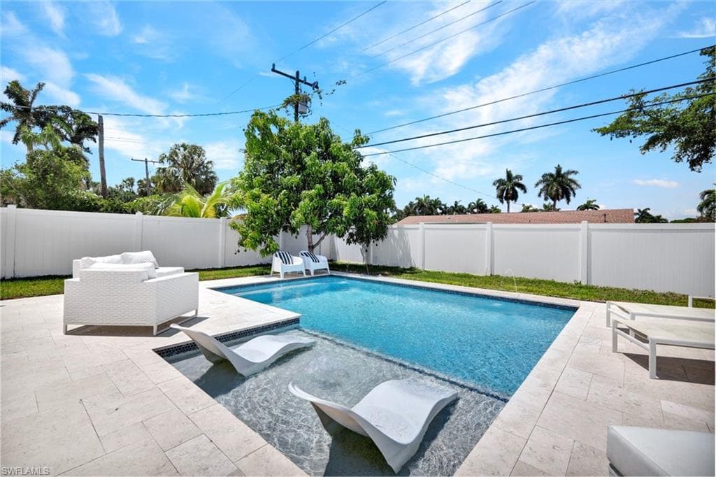 831 102nd AVE N NAPLES, FL 34108