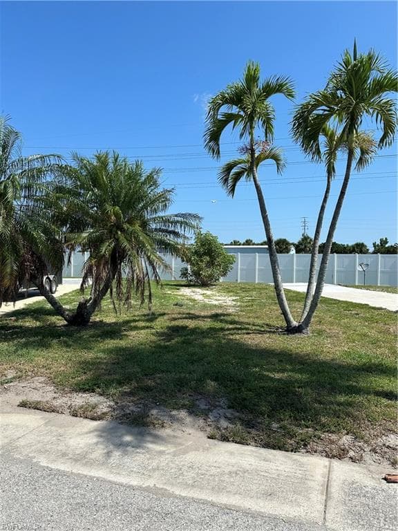 11210 Bayside LN FORT MYERS BEACH, FL 33931