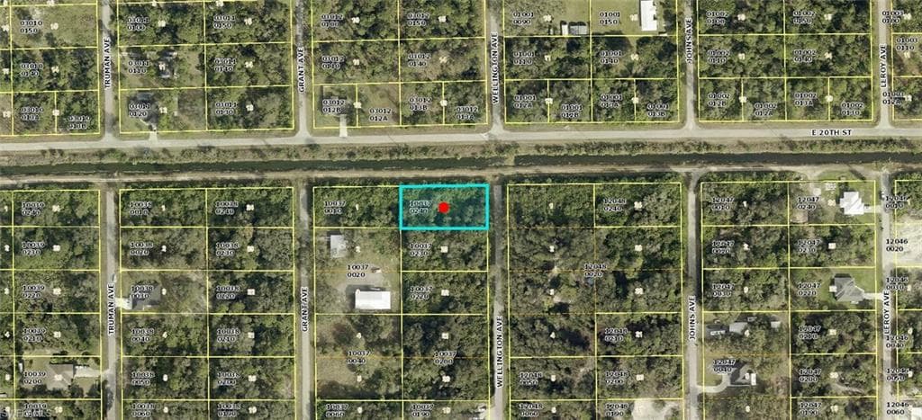 1923 Wellington AVE LEHIGH ACRES, FL 33972