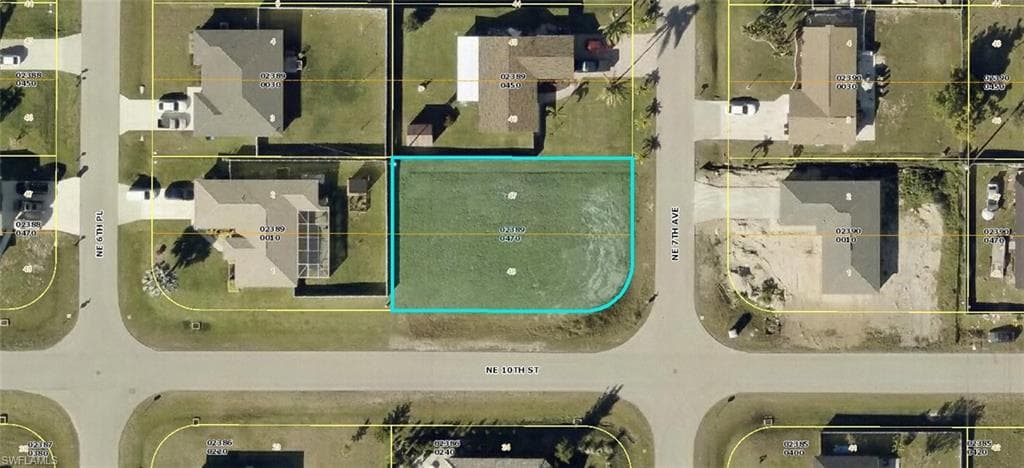 1002 NE 7th AVE CAPE CORAL, FL 33909