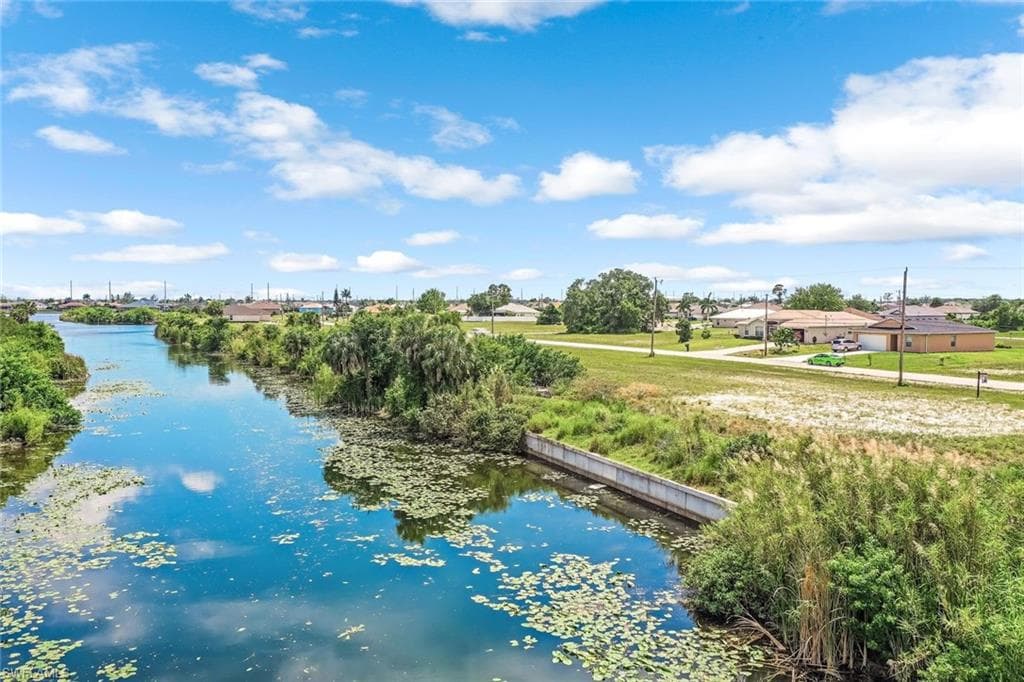 2823 NW 5th AVE CAPE CORAL, FL 33993