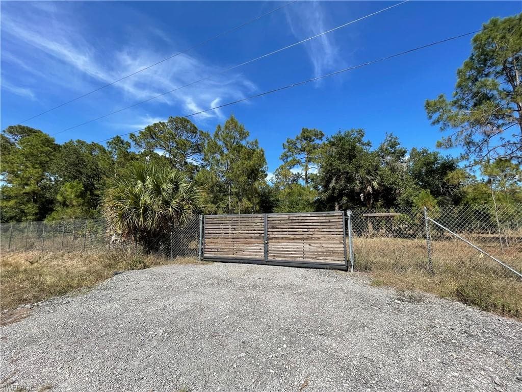 265 S Jinete ST CLEWISTON, FL 33440