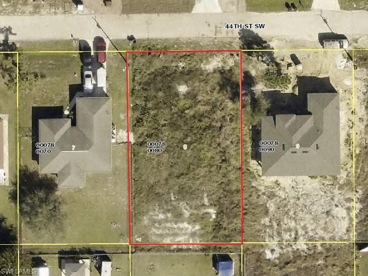 2805 44th ST SW LEHIGH ACRES, FL 33976