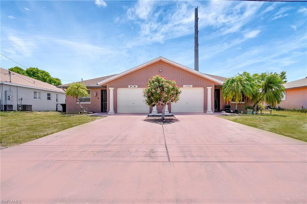 4227-4229 SW Santa Barbara PL CAPE CORAL, FL 33914