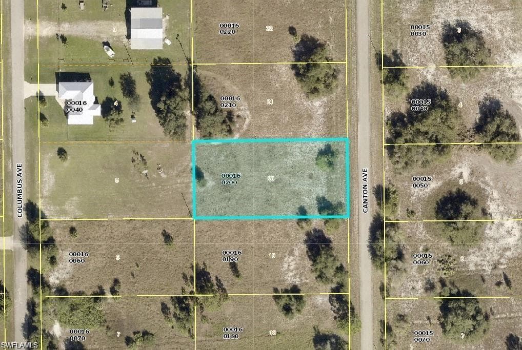 1715 Canton AVE LEHIGH ACRES, FL 33972