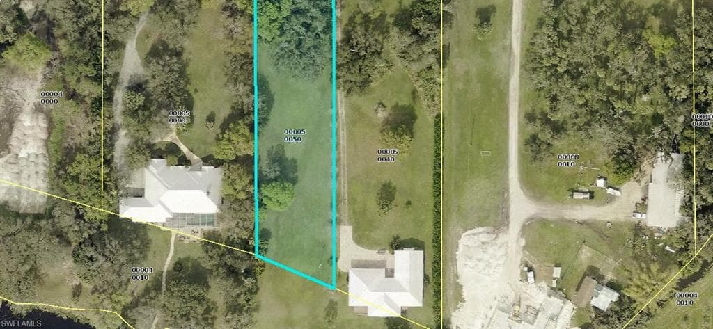 20190 Cypress Creek DR ALVA, FL 33920