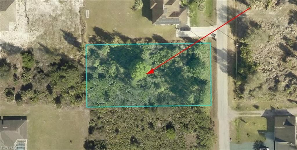 705 Eighth AVE LEHIGH ACRES, FL 33972