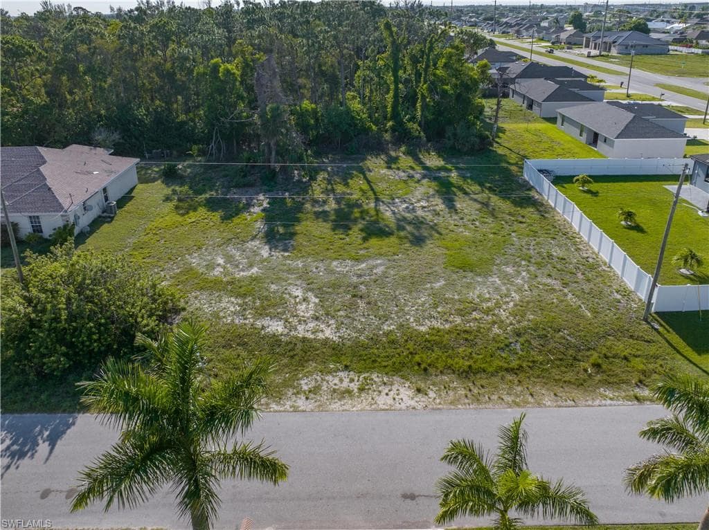 9 NW 12th PL CAPE CORAL, FL 33993