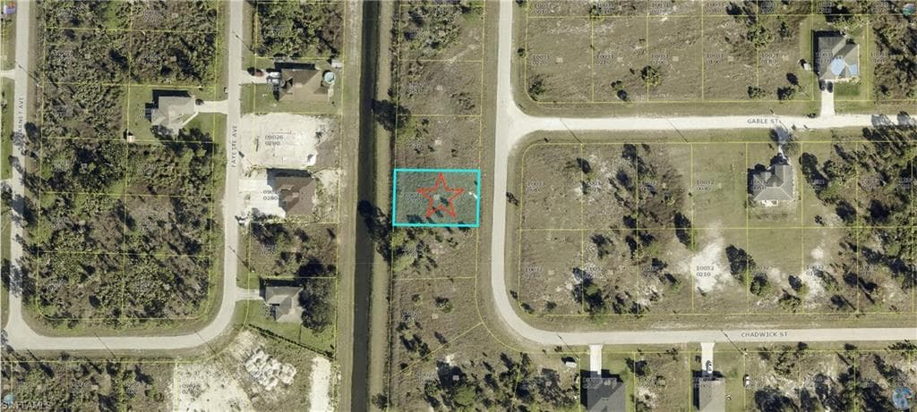 1024 Chadwick AVE LEHIGH ACRES, FL 33974