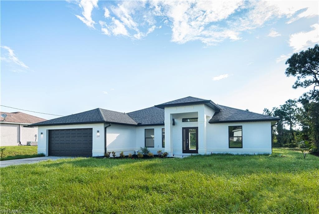 3319 20th ST W LEHIGH ACRES, FL 33971
