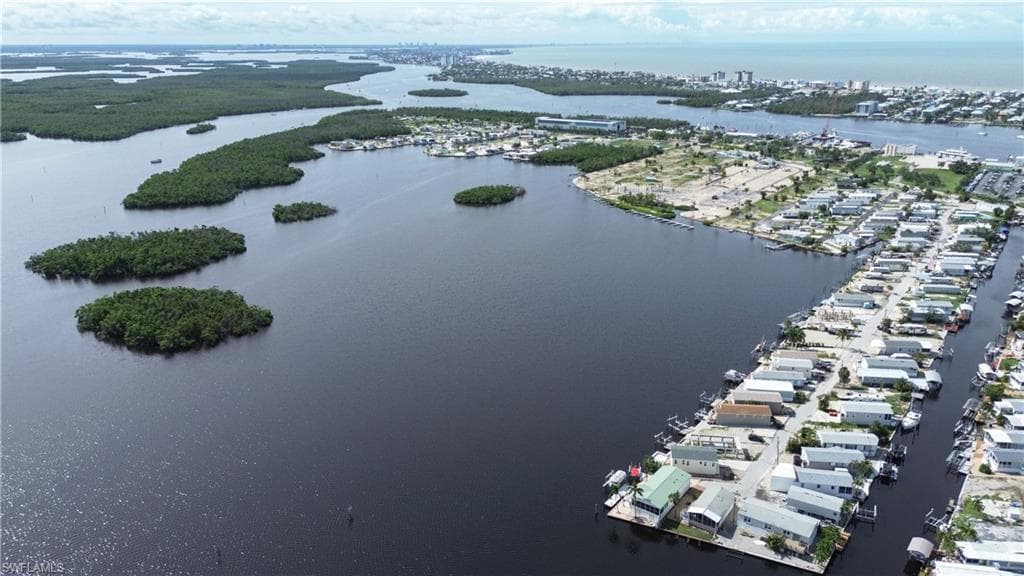 36 Emily LN FORT MYERS BEACH, FL 33931