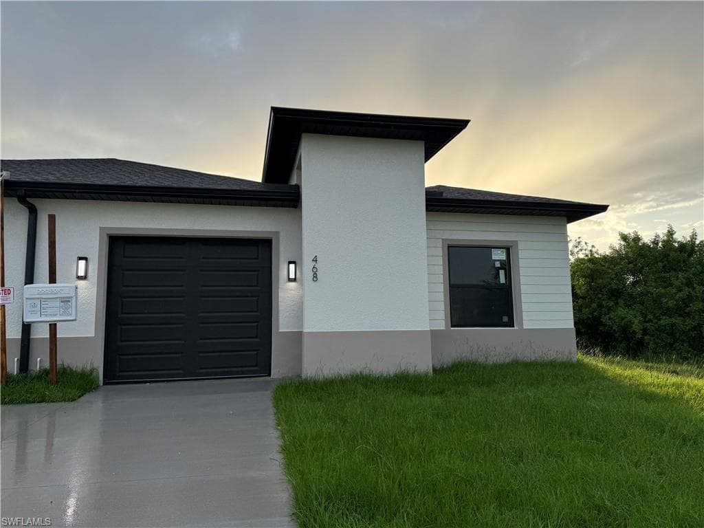 468-470 Petite AVE LEHIGH ACRES, FL 33974