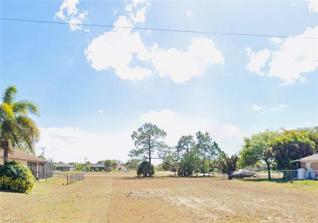 2724 NW 21st ST CAPE CORAL, FL 33993