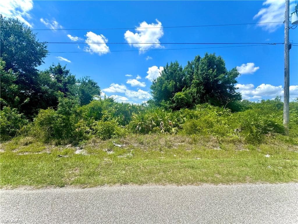 3605 13th ST SW LEHIGH ACRES, FL 33976