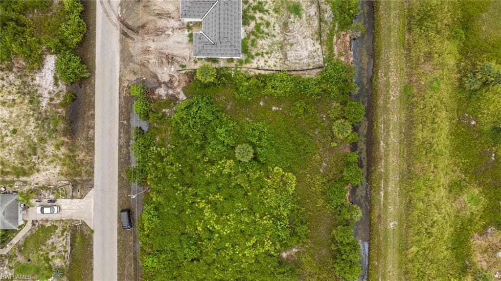 959 Commodore ST LEHIGH ACRES, FL 33974