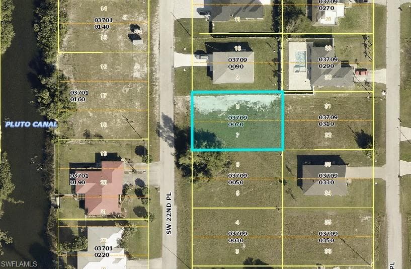 109 SW 22nd AVE CAPE CORAL, FL 33991