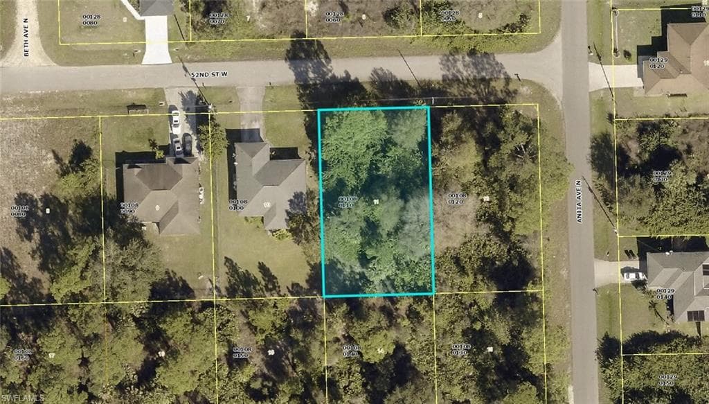 2509 52nd ST W LEHIGH ACRES, FL 33971