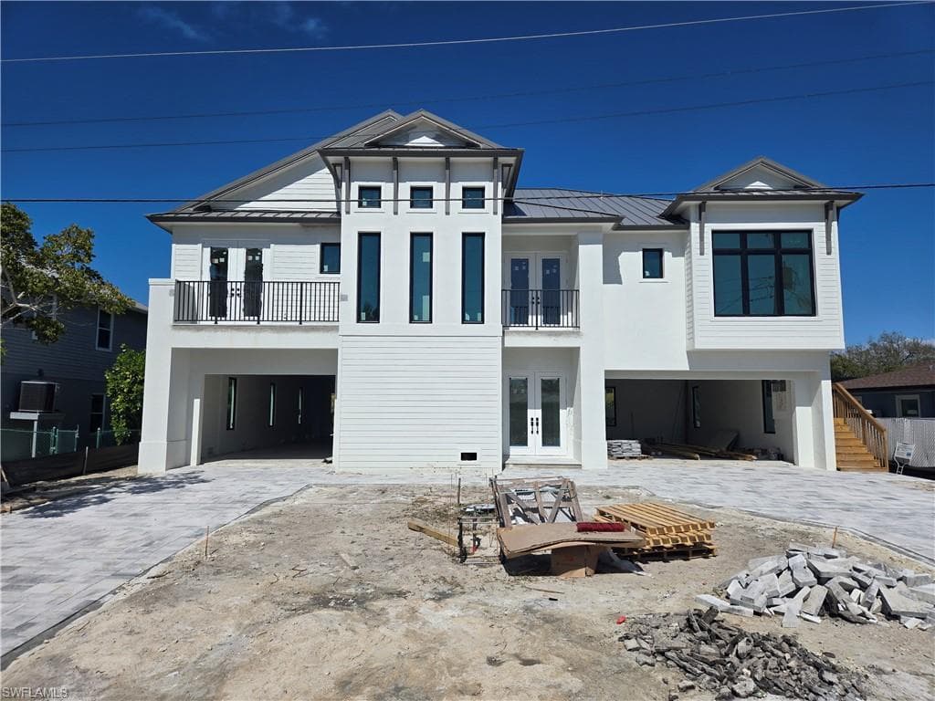 231 1st ST BONITA SPRINGS, FL 34134