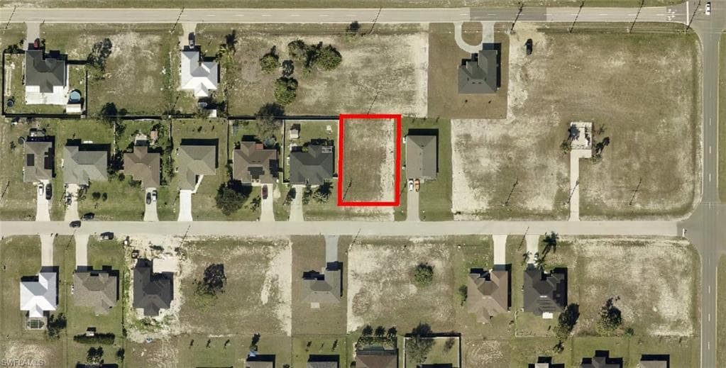 1621 NW 23rd TER CAPE CORAL, FL 33993