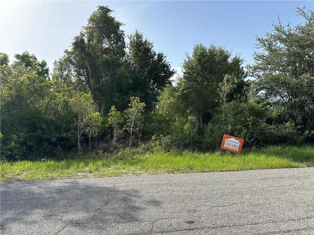 417 Jourferie RD LEHIGH ACRES, FL 33974